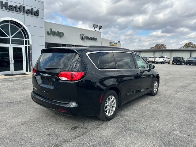 2021 Chrysler Voyager LXI