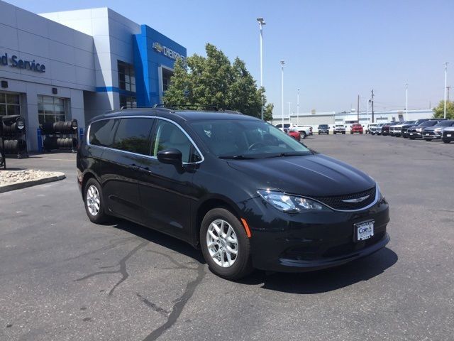 2021 Chrysler Voyager LXI