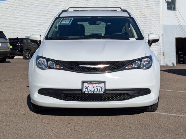 2021 Chrysler Voyager LXI