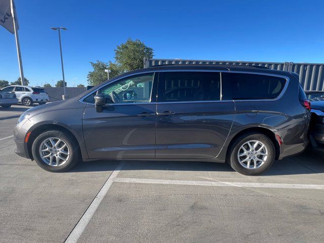 2021 Chrysler Voyager LXI