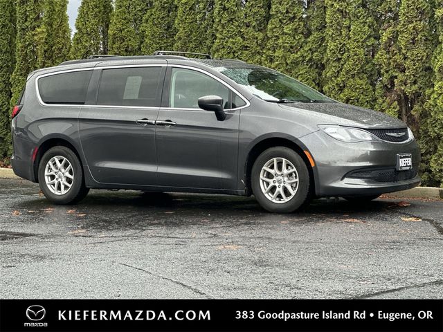 2021 Chrysler Voyager LXI