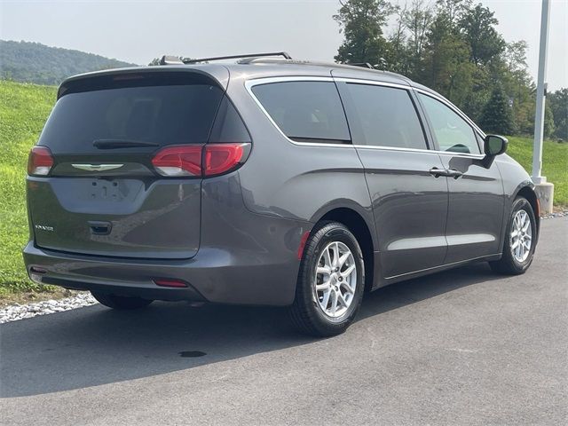 2021 Chrysler Voyager LXI