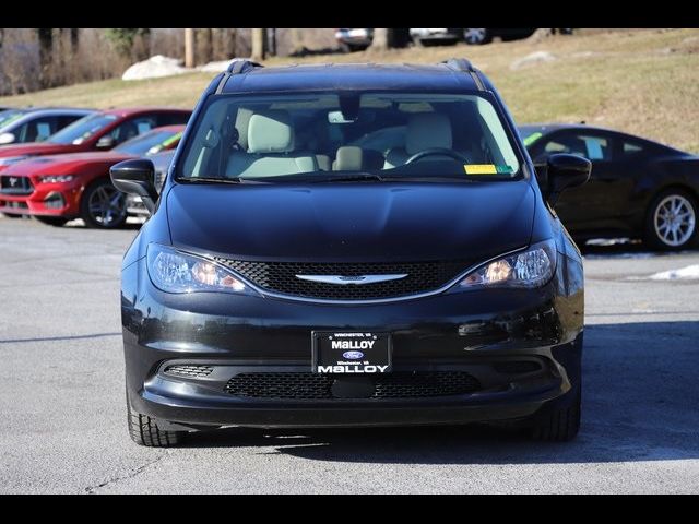 2021 Chrysler Voyager LXI