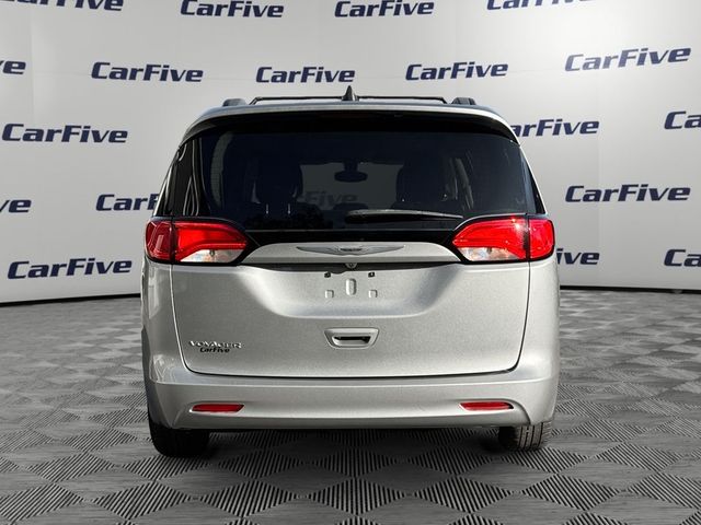 2021 Chrysler Voyager LXI