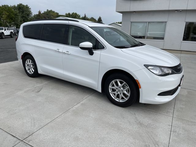 2021 Chrysler Voyager LXI