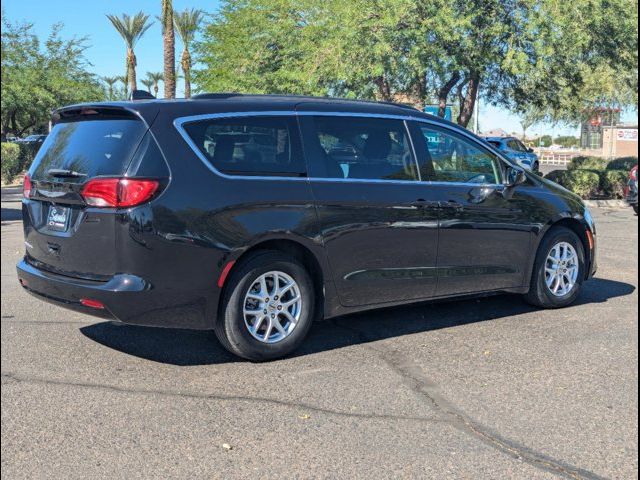 2021 Chrysler Voyager LXI