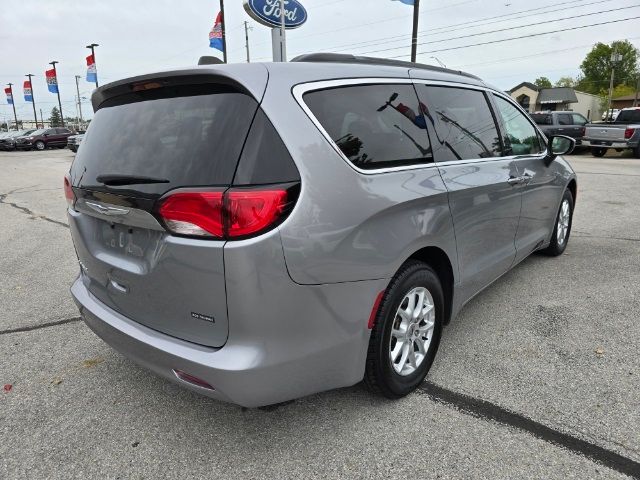 2021 Chrysler Voyager LXI