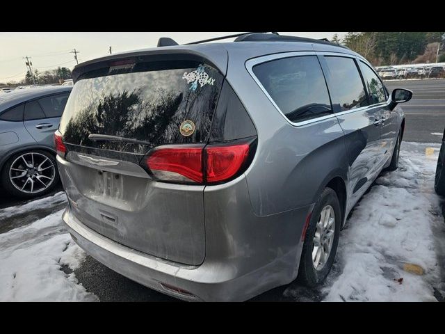 2021 Chrysler Voyager LXI