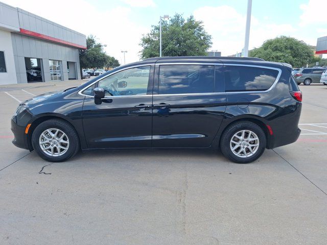 2021 Chrysler Voyager LXI