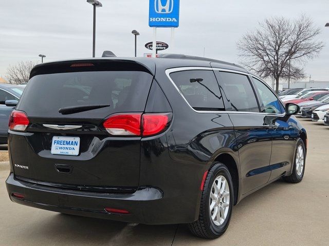 2021 Chrysler Voyager LXI