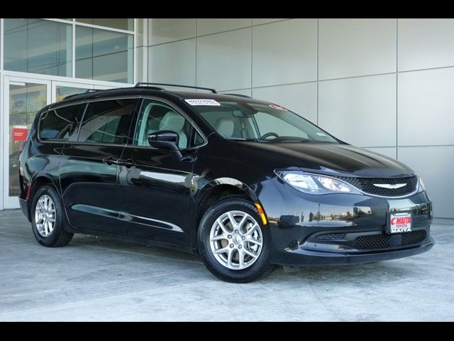 2021 Chrysler Voyager LXI