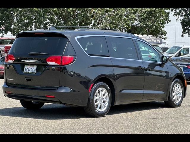 2021 Chrysler Voyager LXI