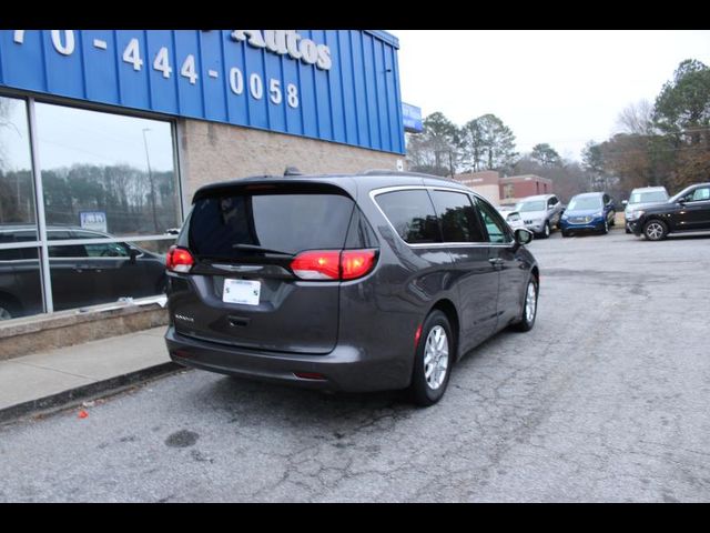 2021 Chrysler Voyager LXI