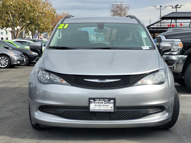 2021 Chrysler Voyager LXI