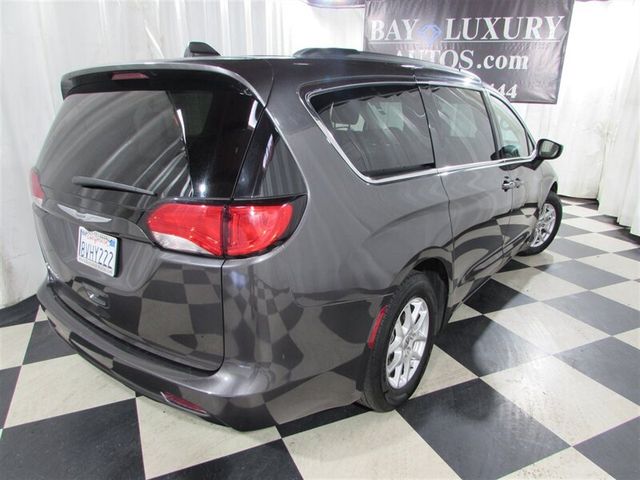 2021 Chrysler Voyager LXI