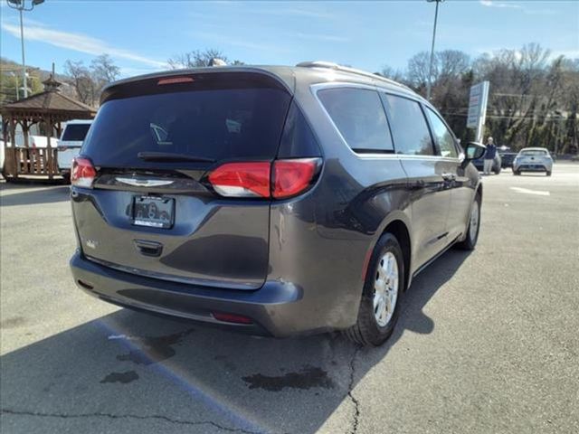 2021 Chrysler Voyager LXI