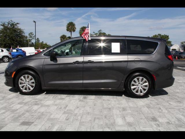 2021 Chrysler Voyager L