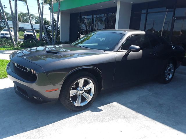 2021 Dodge Challenger SXT