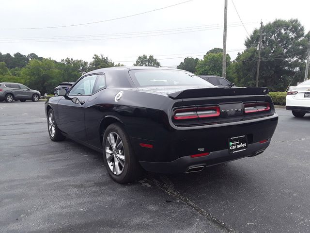 2021 Dodge Challenger SXT