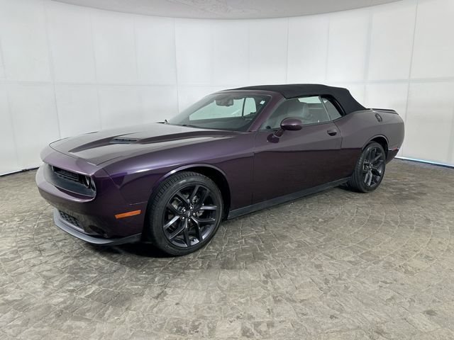 2021 Dodge Challenger SXT