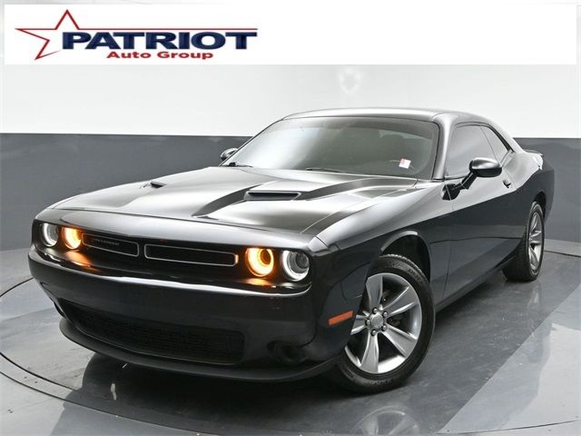 2021 Dodge Challenger SXT