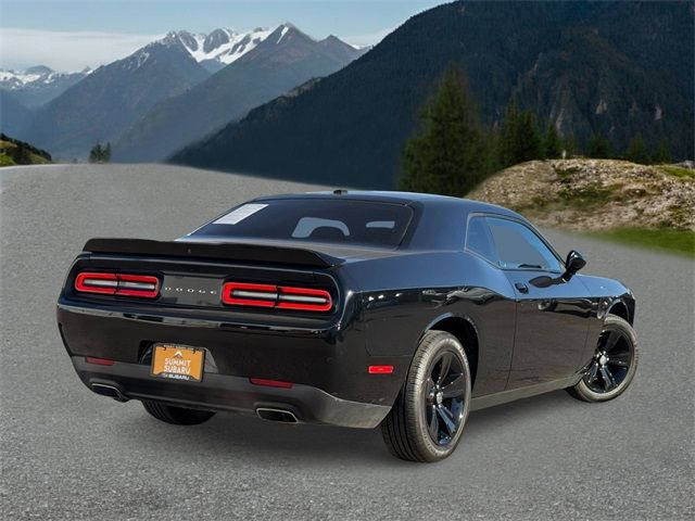 2021 Dodge Challenger SXT