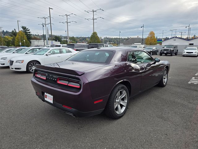 2021 Dodge Challenger SXT