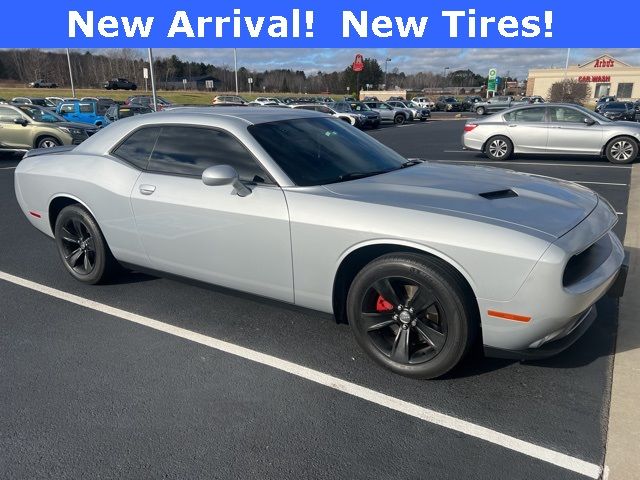 2021 Dodge Challenger SXT