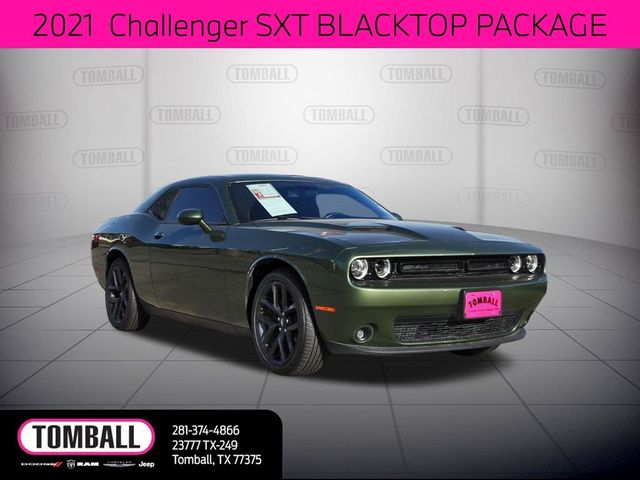 2021 Dodge Challenger SXT