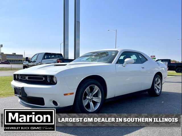 2021 Dodge Challenger SXT