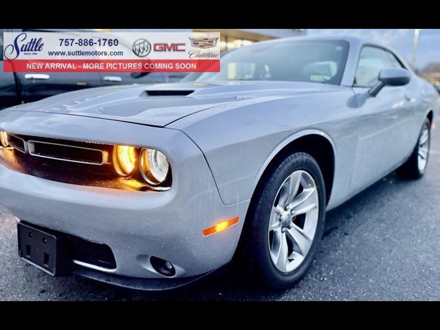 2021 Dodge Challenger SXT