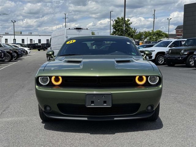 2021 Dodge Challenger SXT