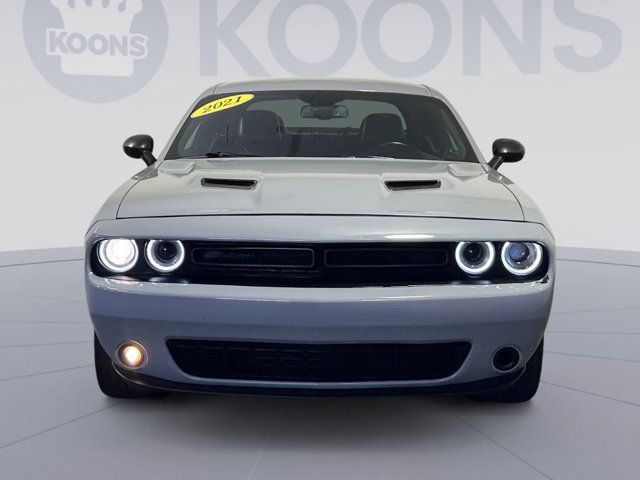 2021 Dodge Challenger SXT