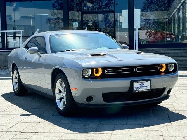 2021 Dodge Challenger SXT