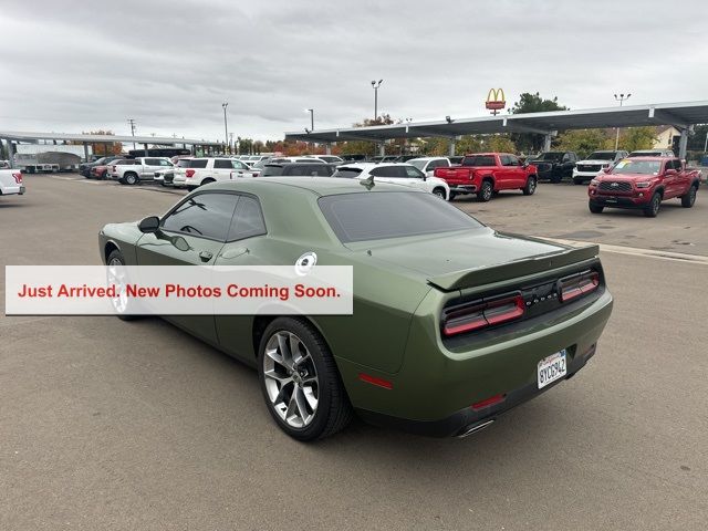 2021 Dodge Challenger SXT