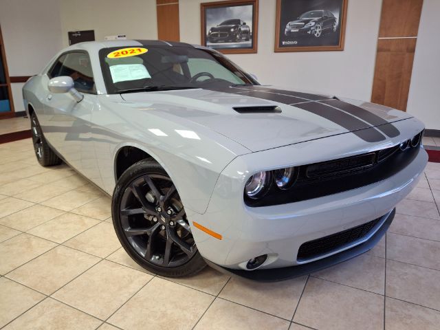 2021 Dodge Challenger SXT