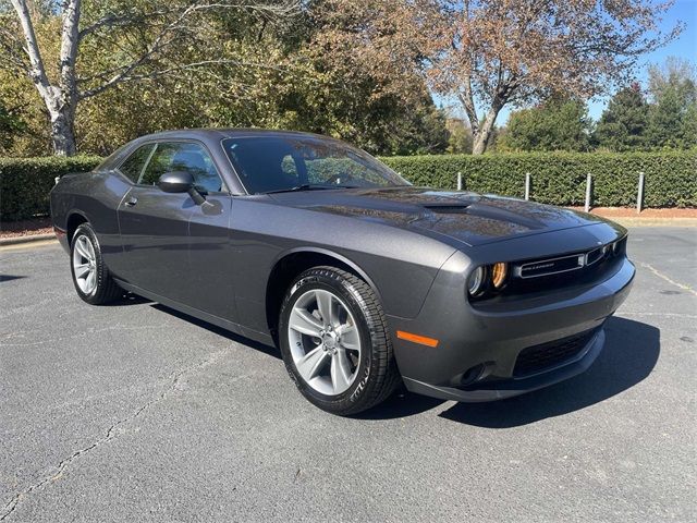 2021 Dodge Challenger SXT