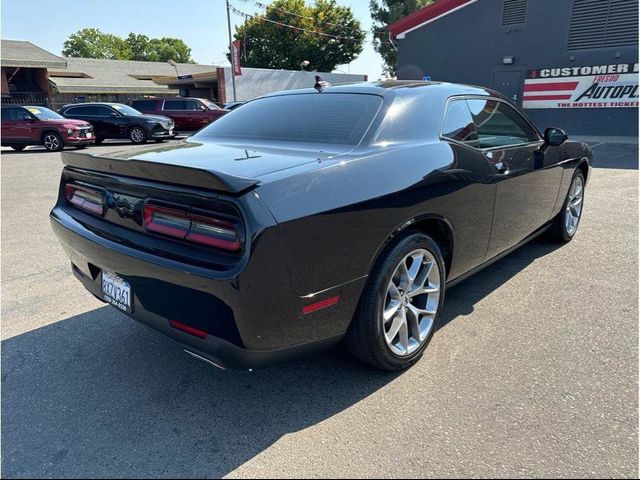 2021 Dodge Challenger SXT