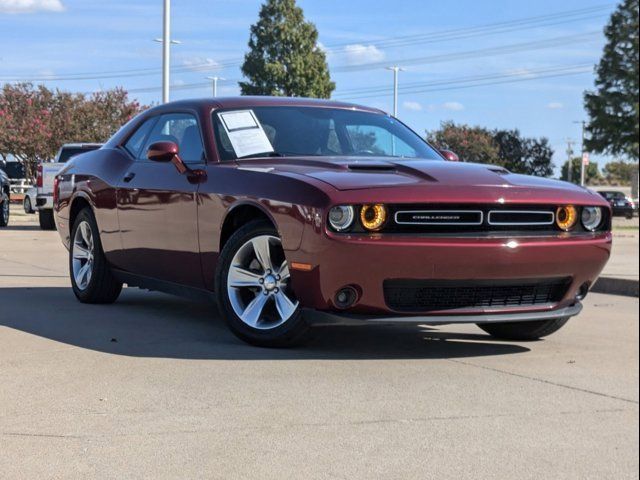 2021 Dodge Challenger SXT