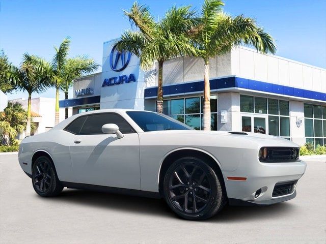 2021 Dodge Challenger SXT