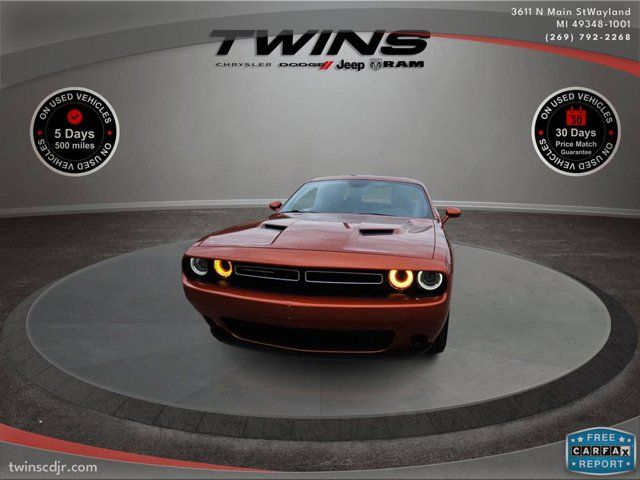 2021 Dodge Challenger SXT