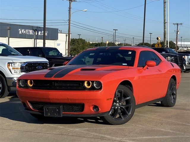 2021 Dodge Challenger SXT