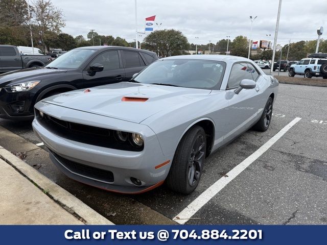 2021 Dodge Challenger SXT