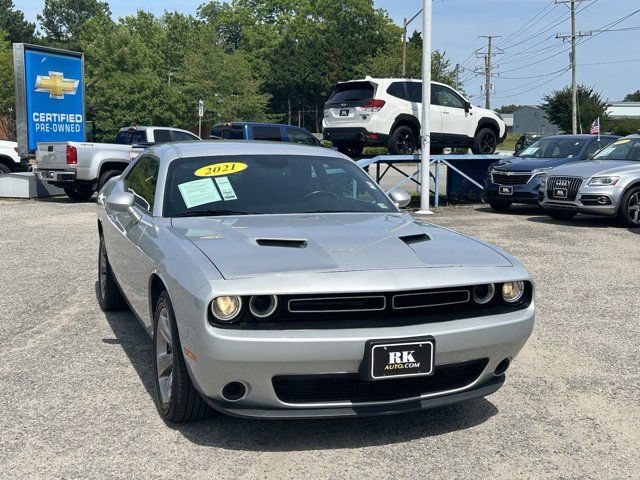 2021 Dodge Challenger SXT