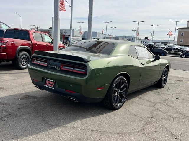 2021 Dodge Challenger SXT