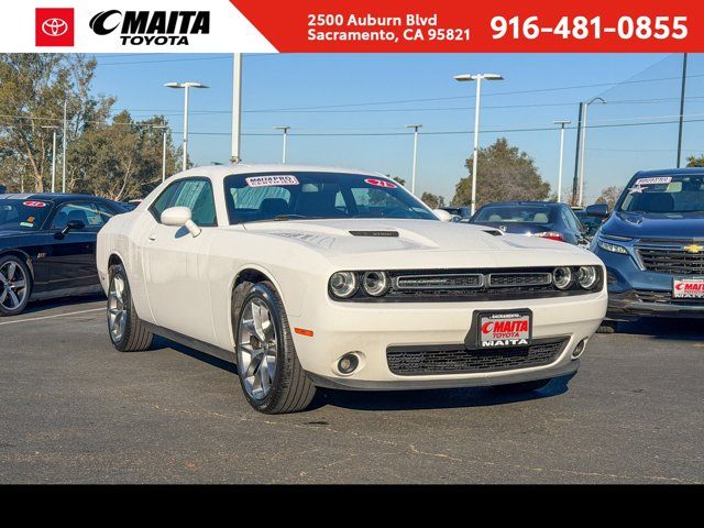 2021 Dodge Challenger SXT