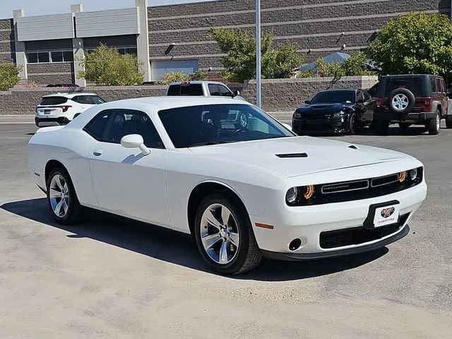 2021 Dodge Challenger SXT