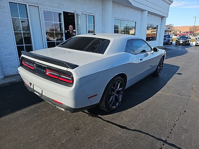 2021 Dodge Challenger SXT