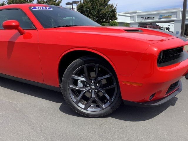 2021 Dodge Challenger SXT