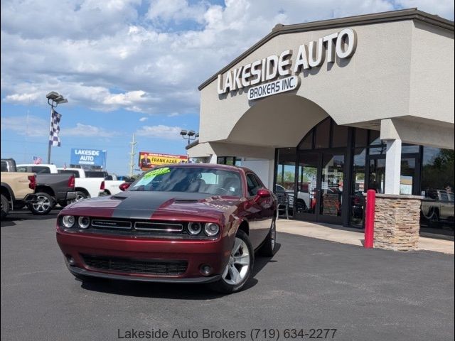 2021 Dodge Challenger SXT